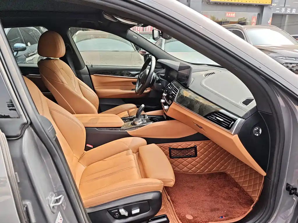 BMW 6 Series GT — миниатюра 8