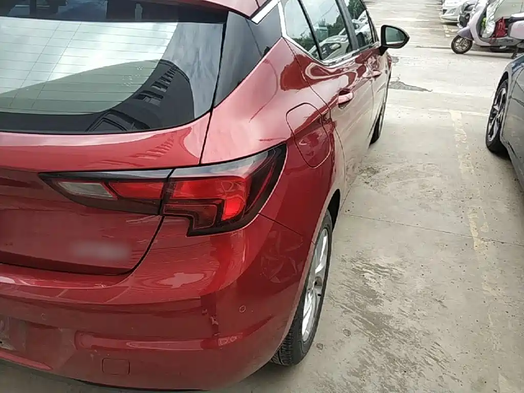Buick Verano — миниатюра 8