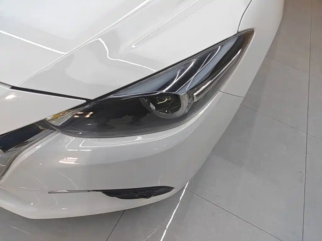 Mazda 3 Axela — миниатюра 24