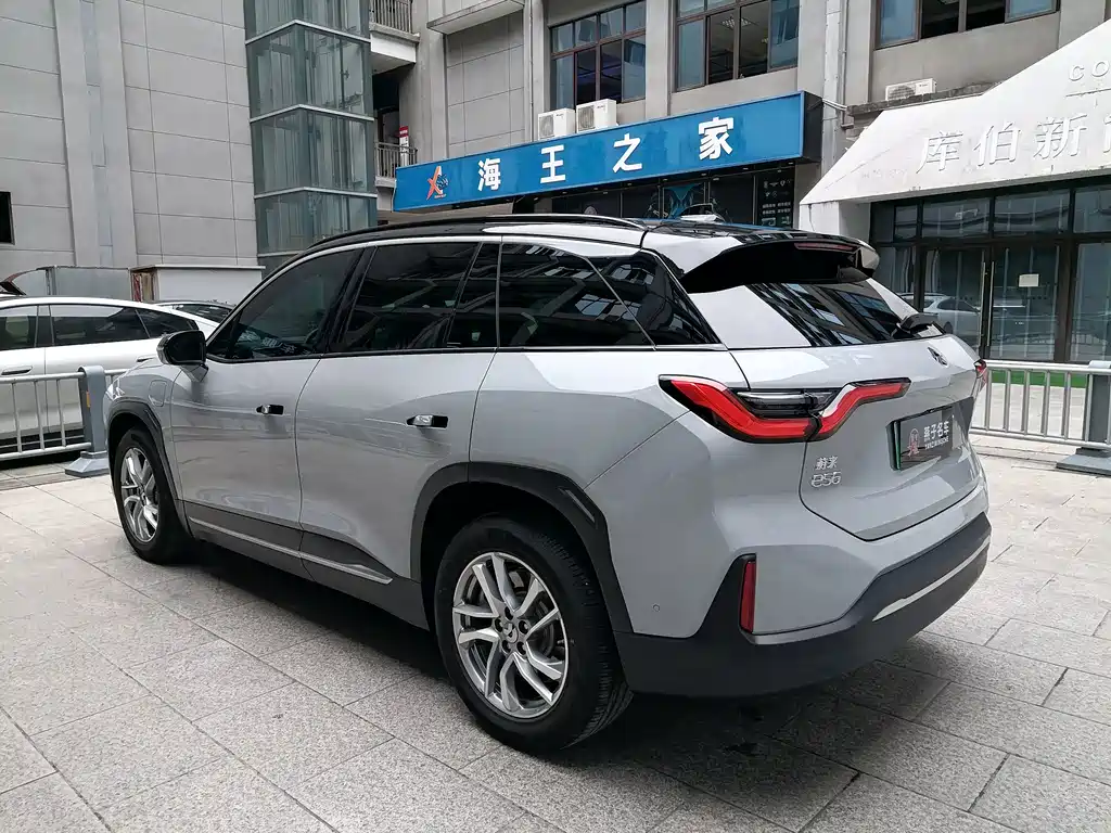 NIO ES6 — миниатюра 5