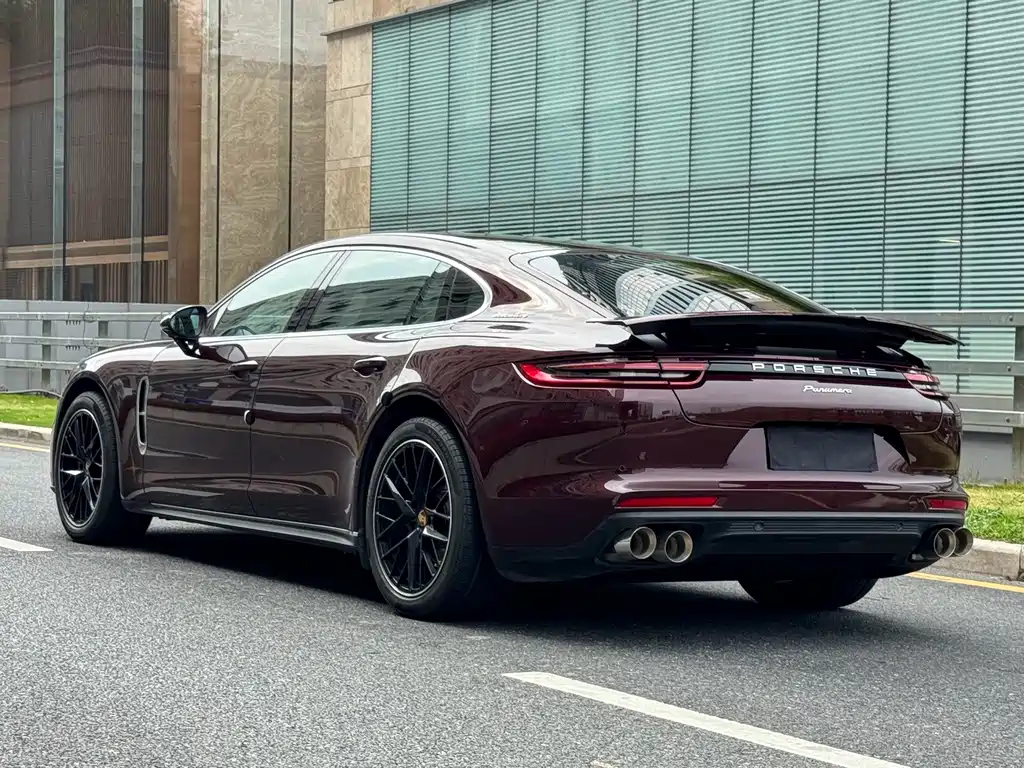 Porsche Panamera — миниатюра 4