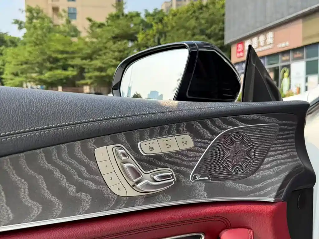 Mercedes-Benz CLS — миниатюра 11