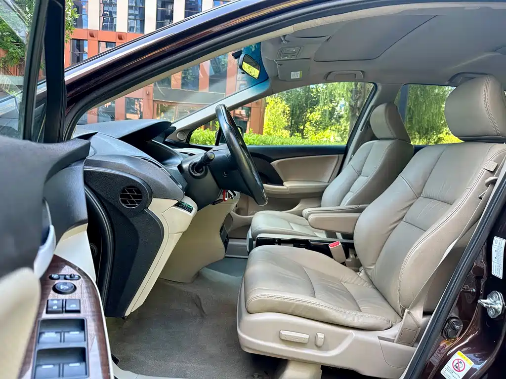 Honda Odyssey — миниатюра 7