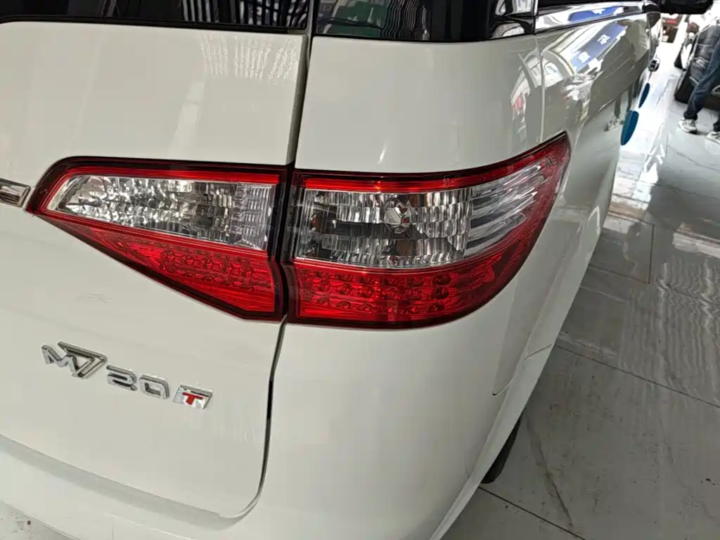 Luxgen Big 7 MPV — миниатюра 8