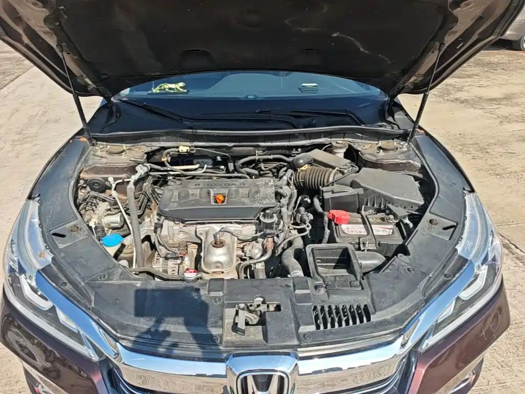 Honda Accord — миниатюра 20