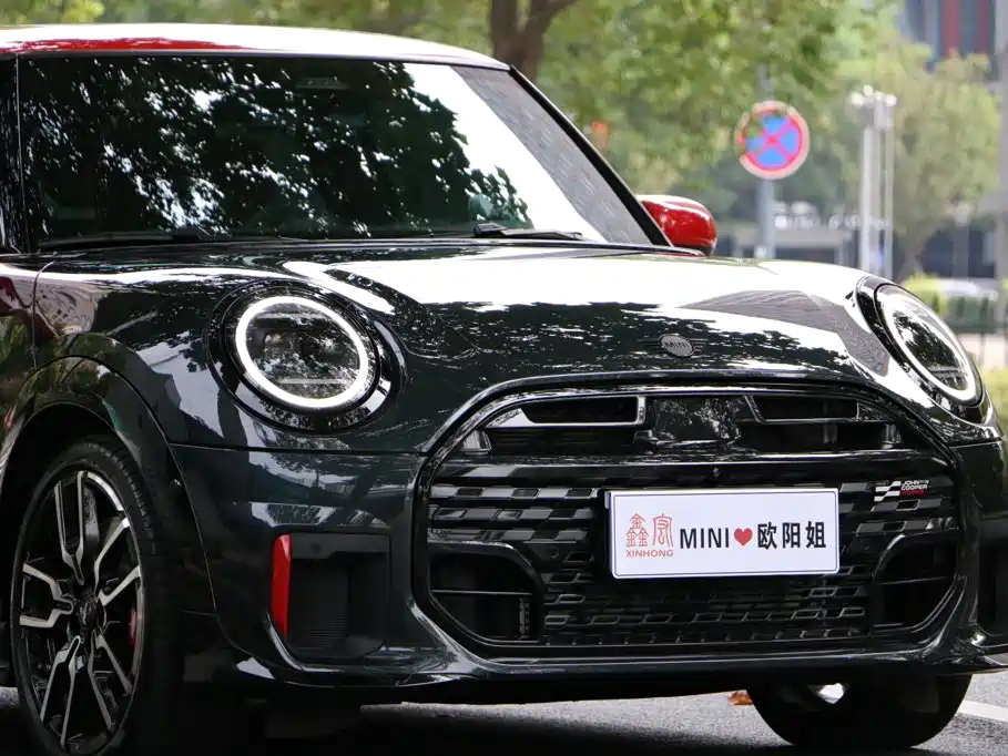 Mini JCW 2025 JOHN COOPER WORKS