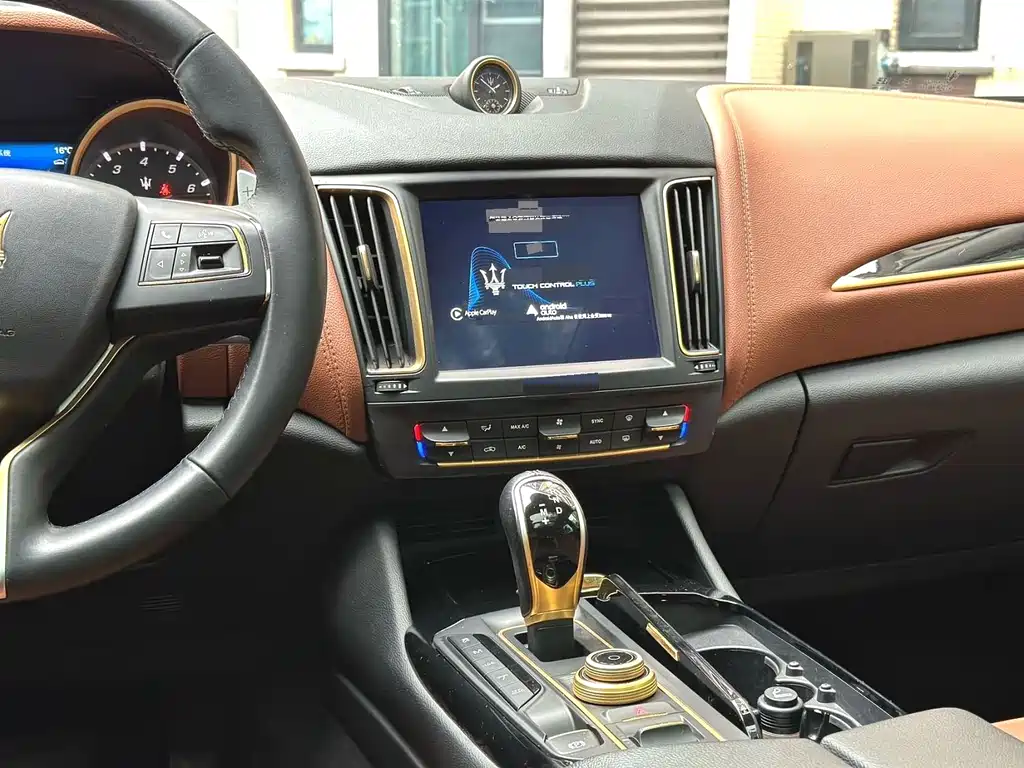 Maserati Levante — миниатюра 8