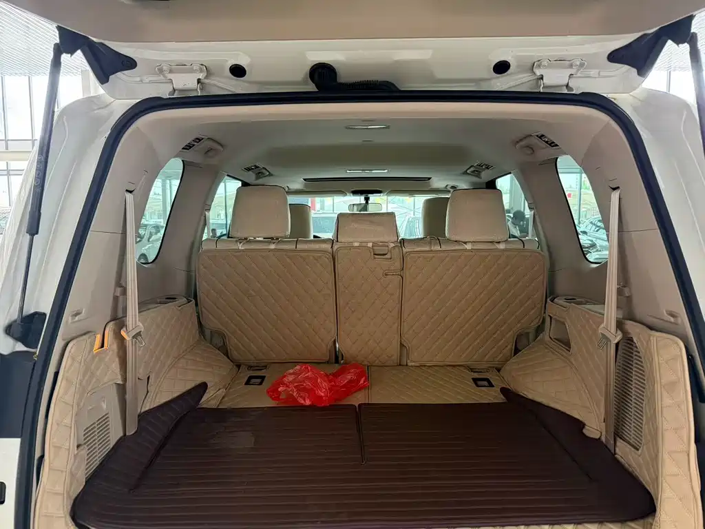 Toyota Land Cruiser — миниатюра 9
