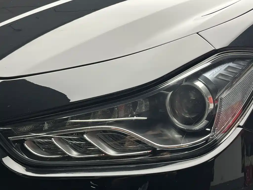 Maserati Ghibli — миниатюра 30