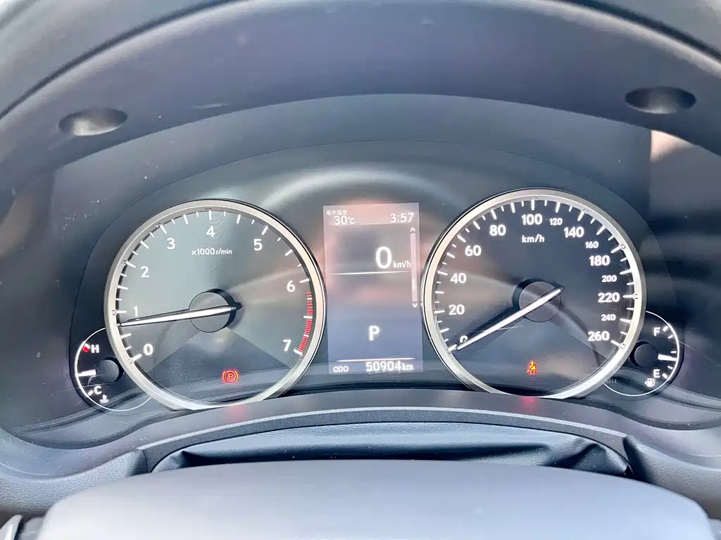 Lexus NX — миниатюра 9