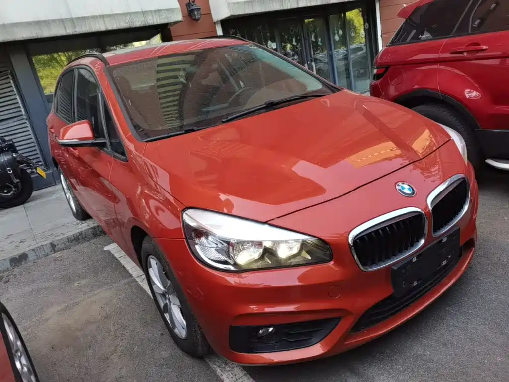 BMW 2 Series Active Tourer — миниатюра 4