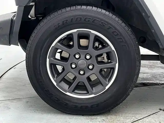 Jeep Wrangler — миниатюра 24