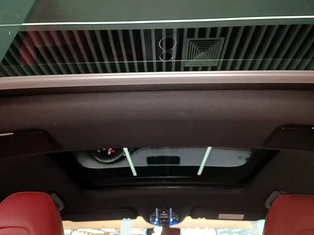 Porsche Panamera — миниатюра 18