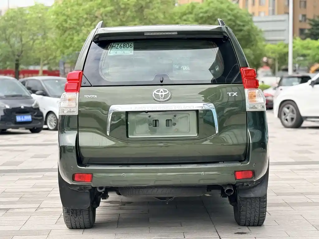 Toyota Land Cruiser Prado 2010 4.0L AT TX-L