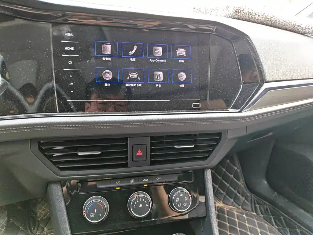 Volkswagen Sagitar — миниатюра 14
