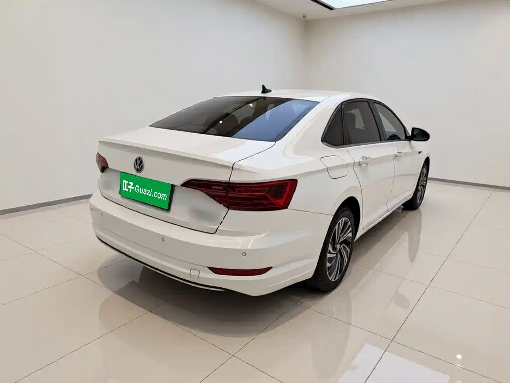 Volkswagen Sagitar — миниатюра 6