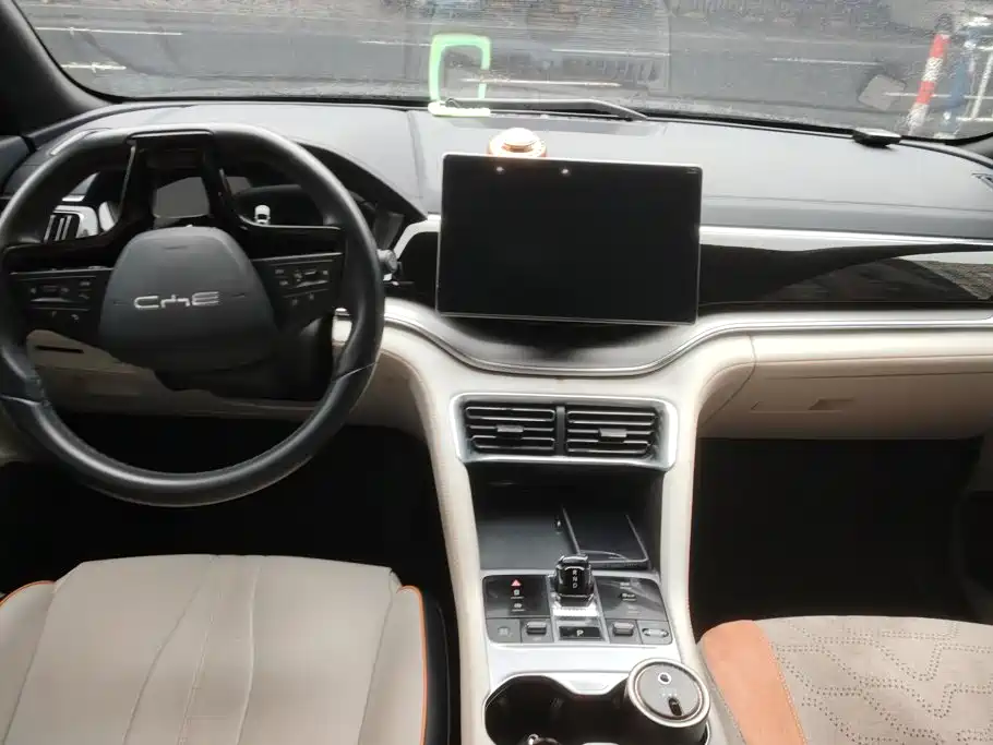 BYD PLUS New Energy — миниатюра 12