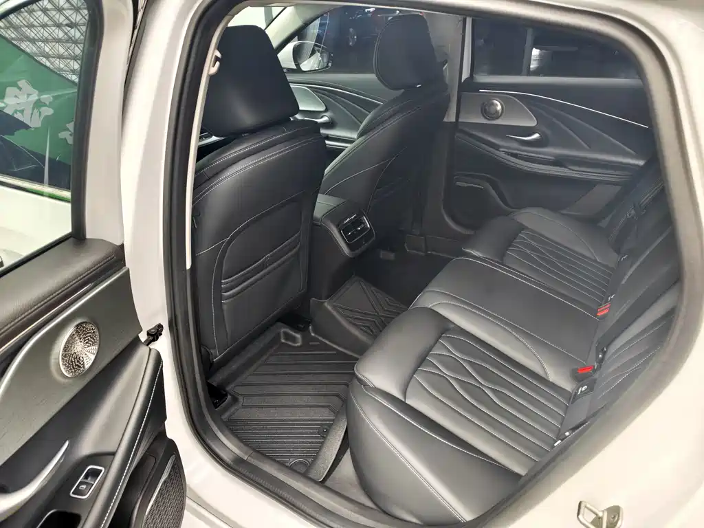 Chery Arrizo 8 — миниатюра 10