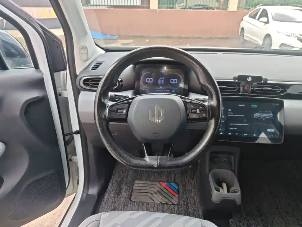 Leapmotor Leapmotor T03 — миниатюра 11