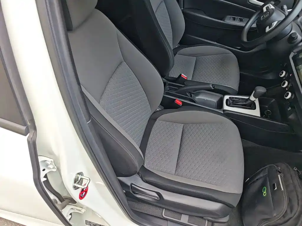 Honda Fit — миниатюра 25