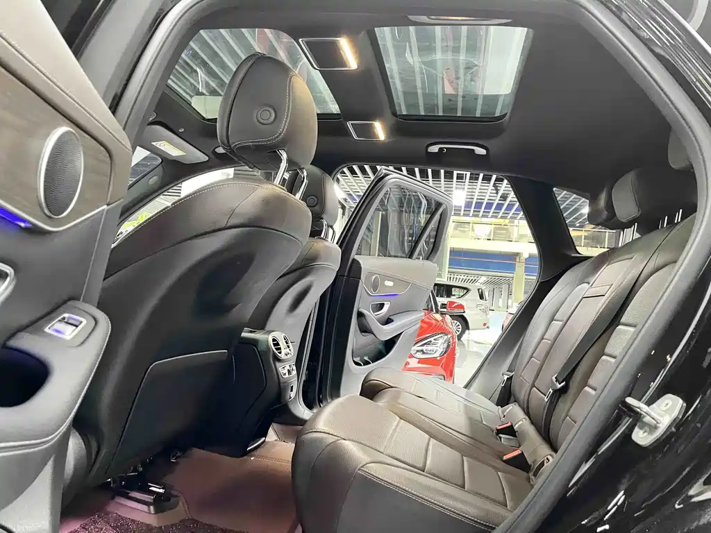Mercedes-Benz GLC — миниатюра 12