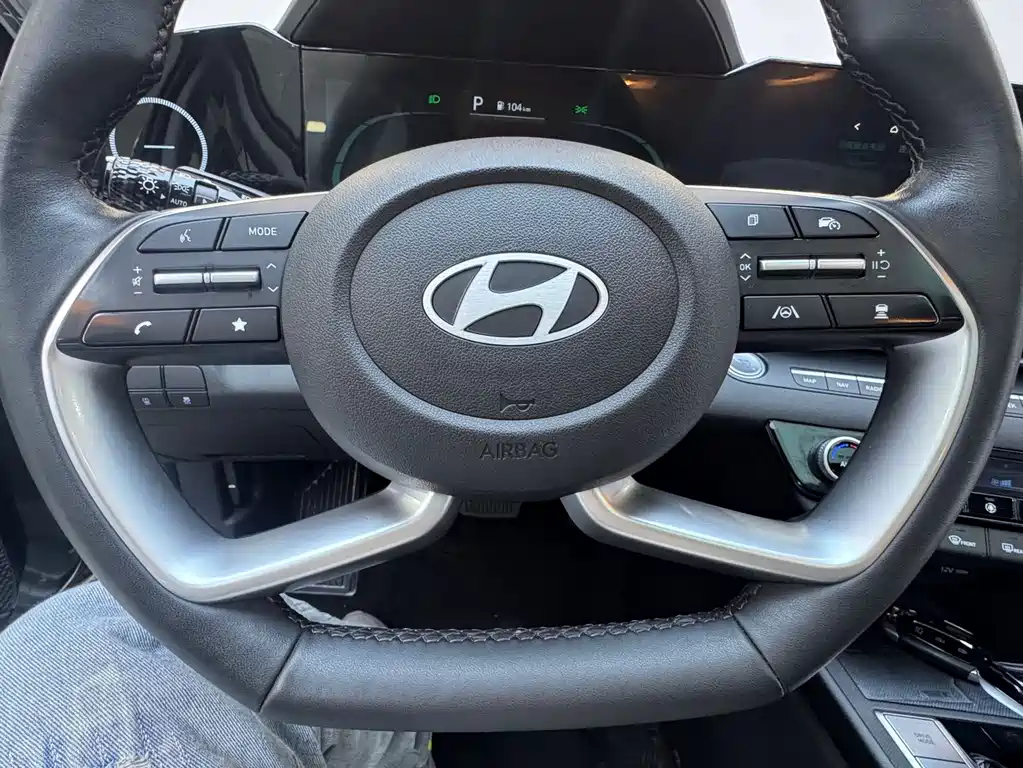 Hyundai Elantra — миниатюра 23