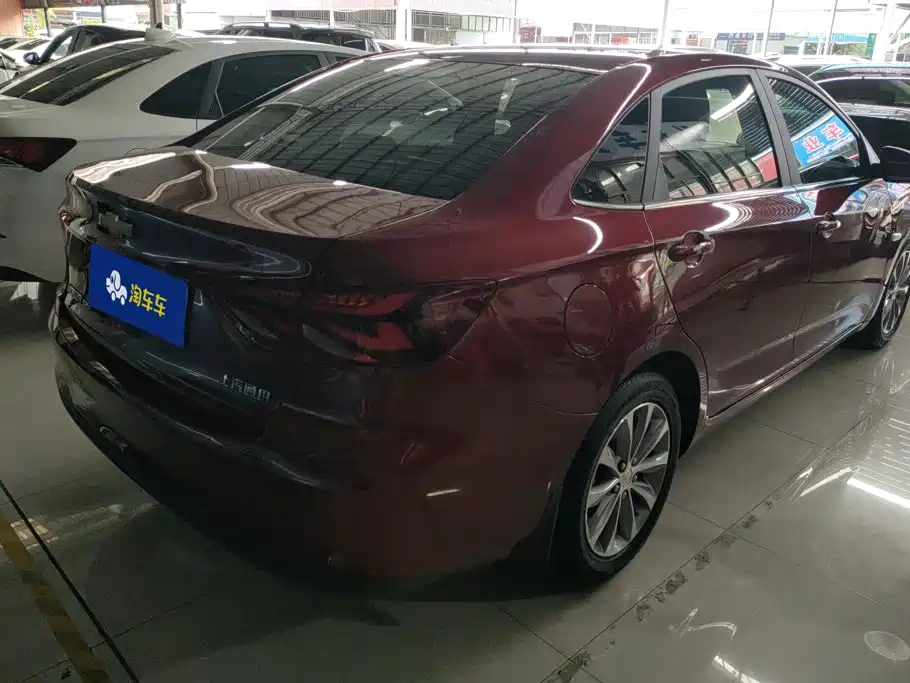Chevrolet Monza 2021 320 AT Enjoy