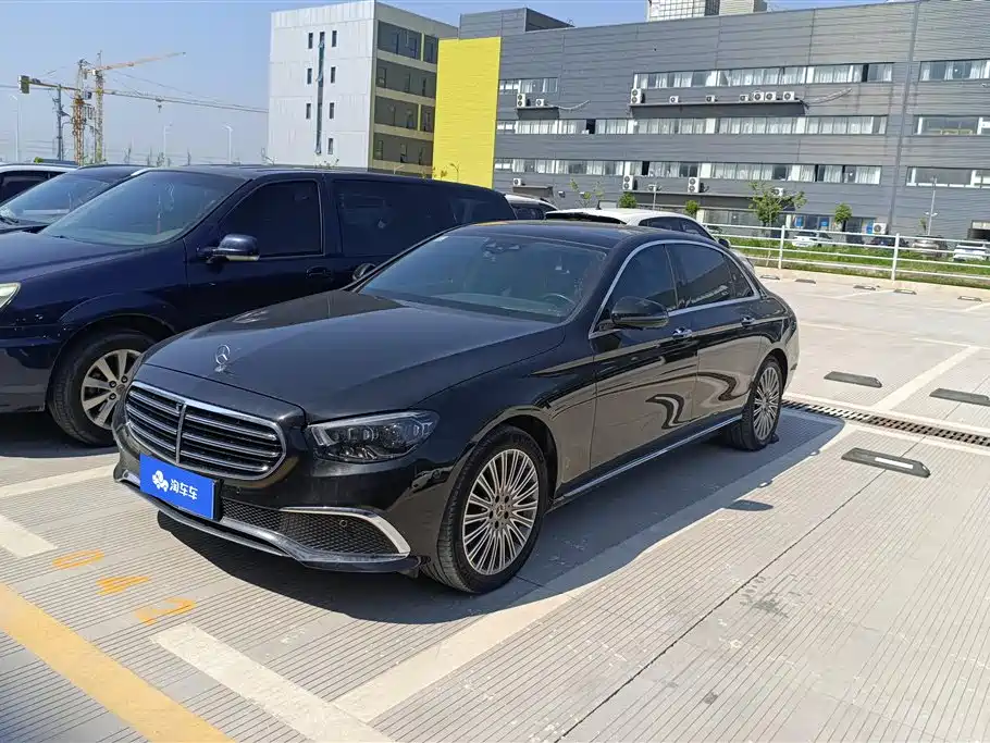 Mercedes-Benz E-Class 2021