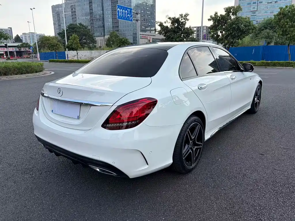Mercedes-Benz C-Class — миниатюра 5