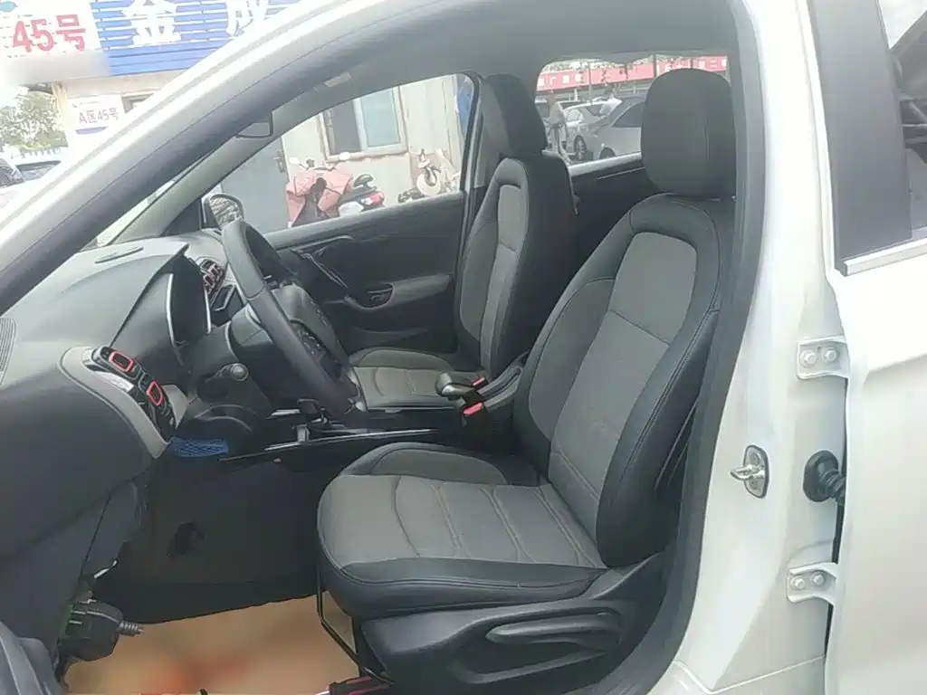 Citroen C3-XR — миниатюра 15