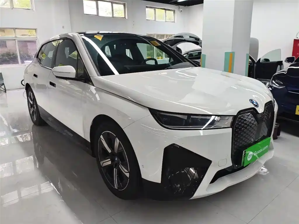 BMW iX 2022 xDrive40