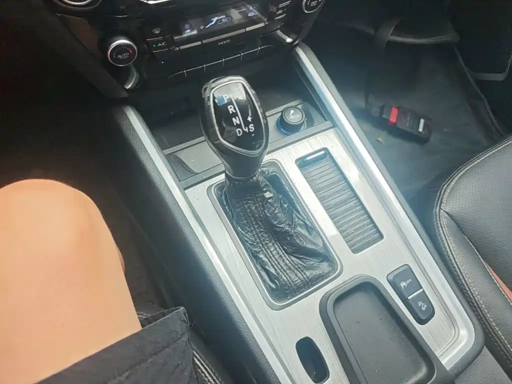 Geely Vision X6 — миниатюра 14
