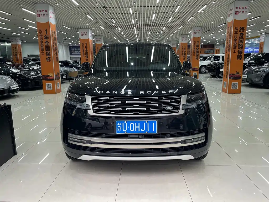 Land Rover Range Rover 2024 3.0 L6 400PS Long Wheelbase мест