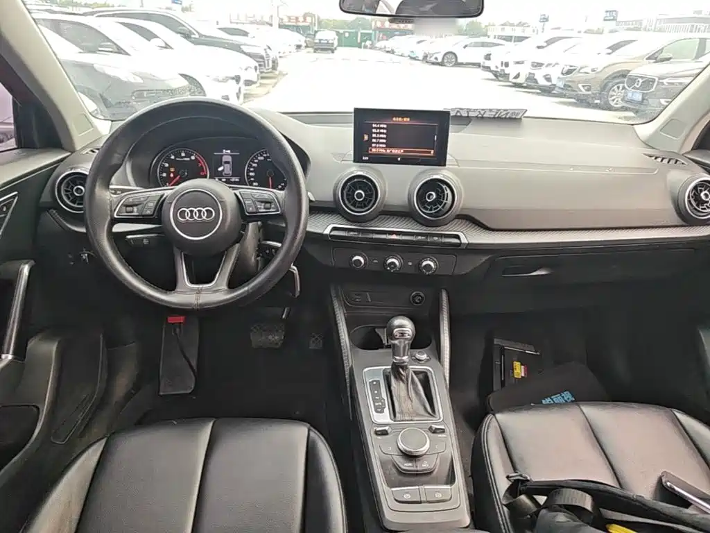 Audi Q2L — миниатюра 10