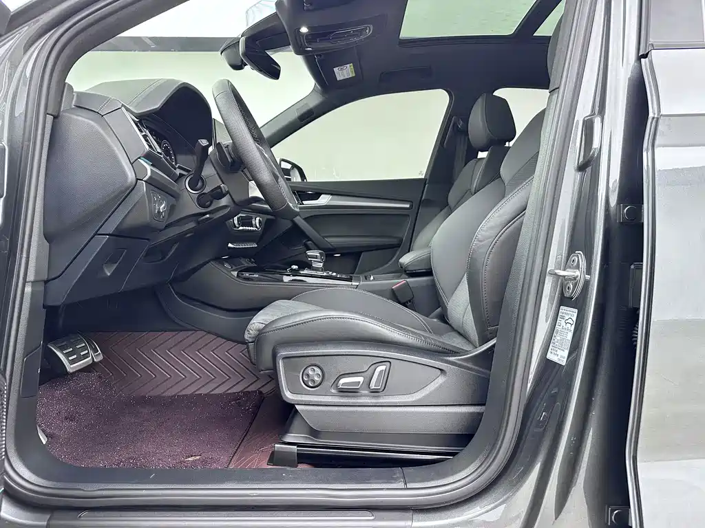 Audi Q5L Sportback — миниатюра 11