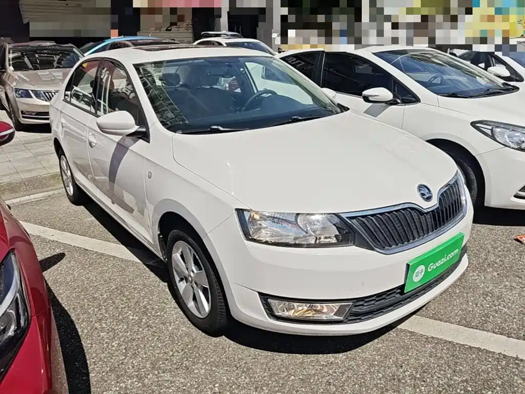 Skoda Rapid — миниатюра 4