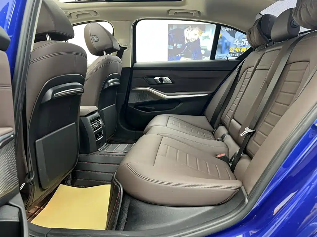 BMW 3 Series — миниатюра 23