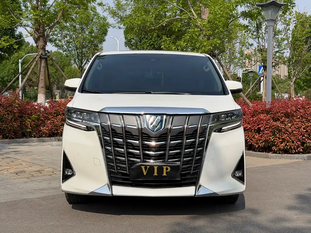 Toyota Alphard 2024
