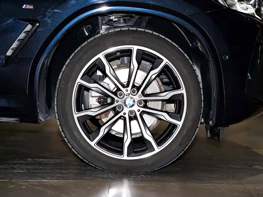 BMW X3 — миниатюра 12