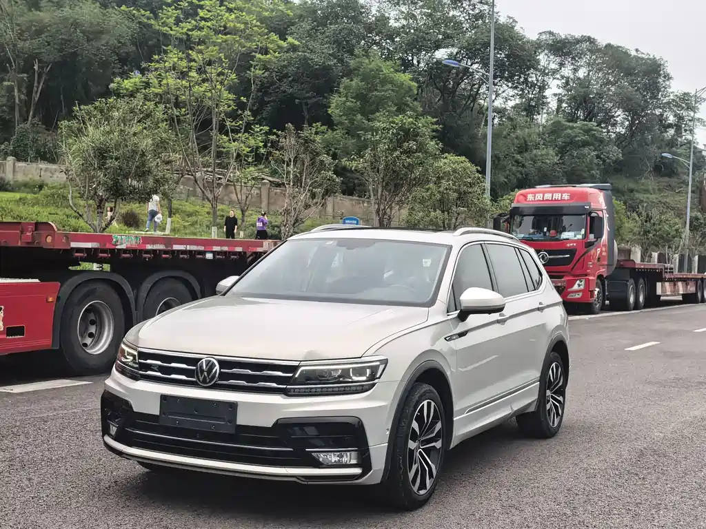 Volkswagen Tiguan L 2021