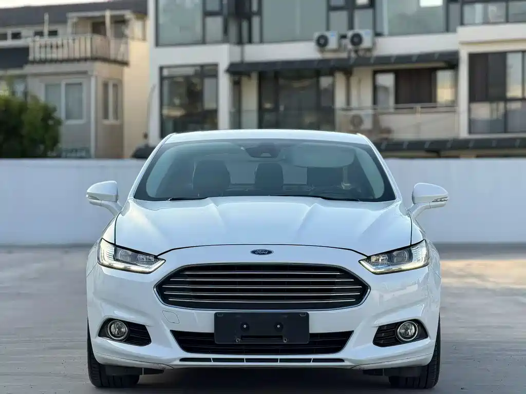 Ford Mondeo 2015