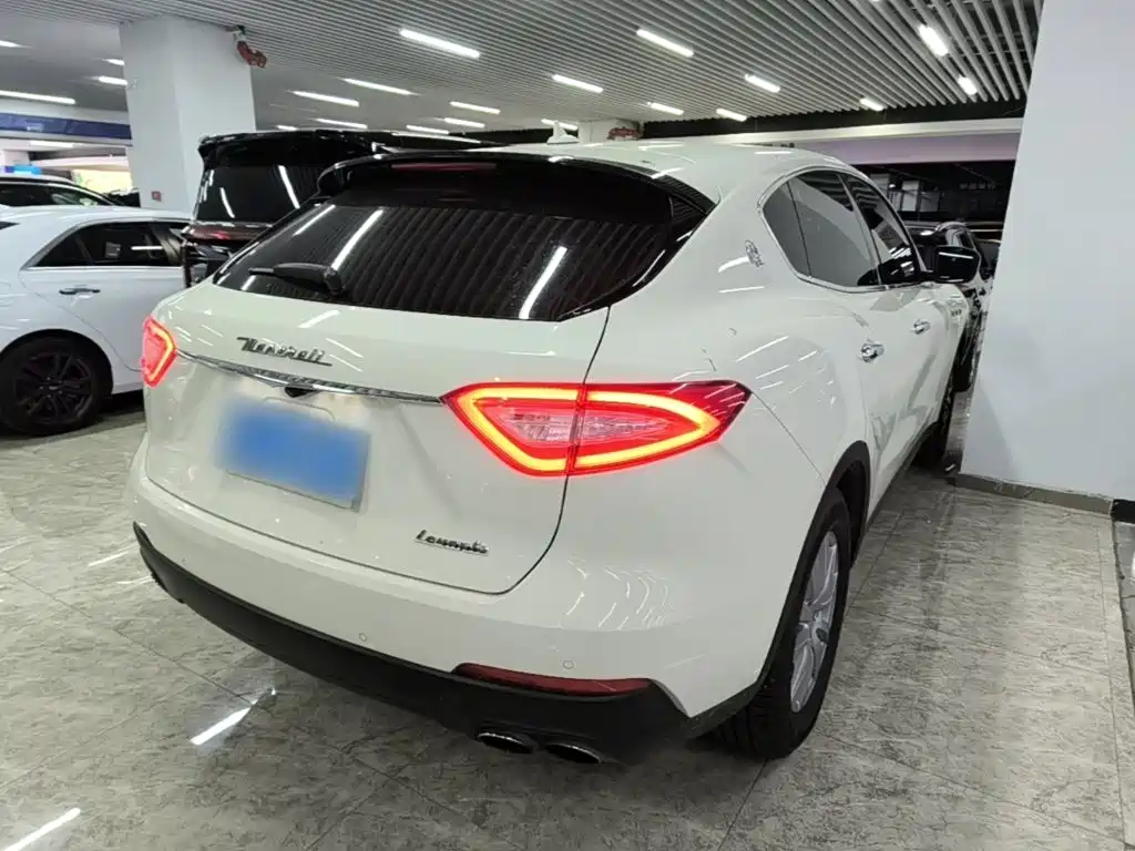 Maserati Levante — миниатюра 7