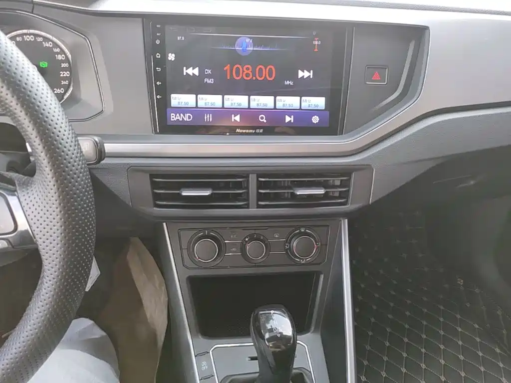 Volkswagen Polo — миниатюра 13