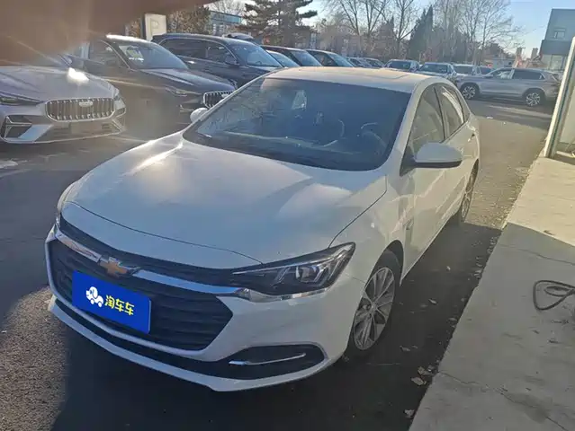 CHEVROLET CRUZE