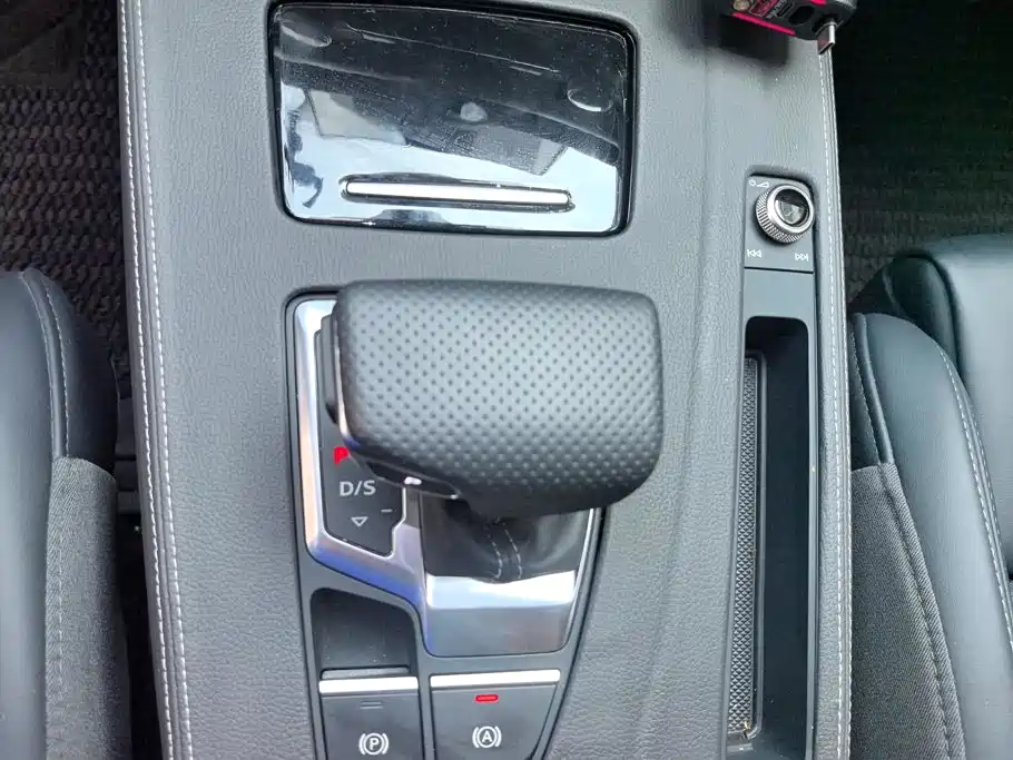 Audi Q5L — миниатюра 16