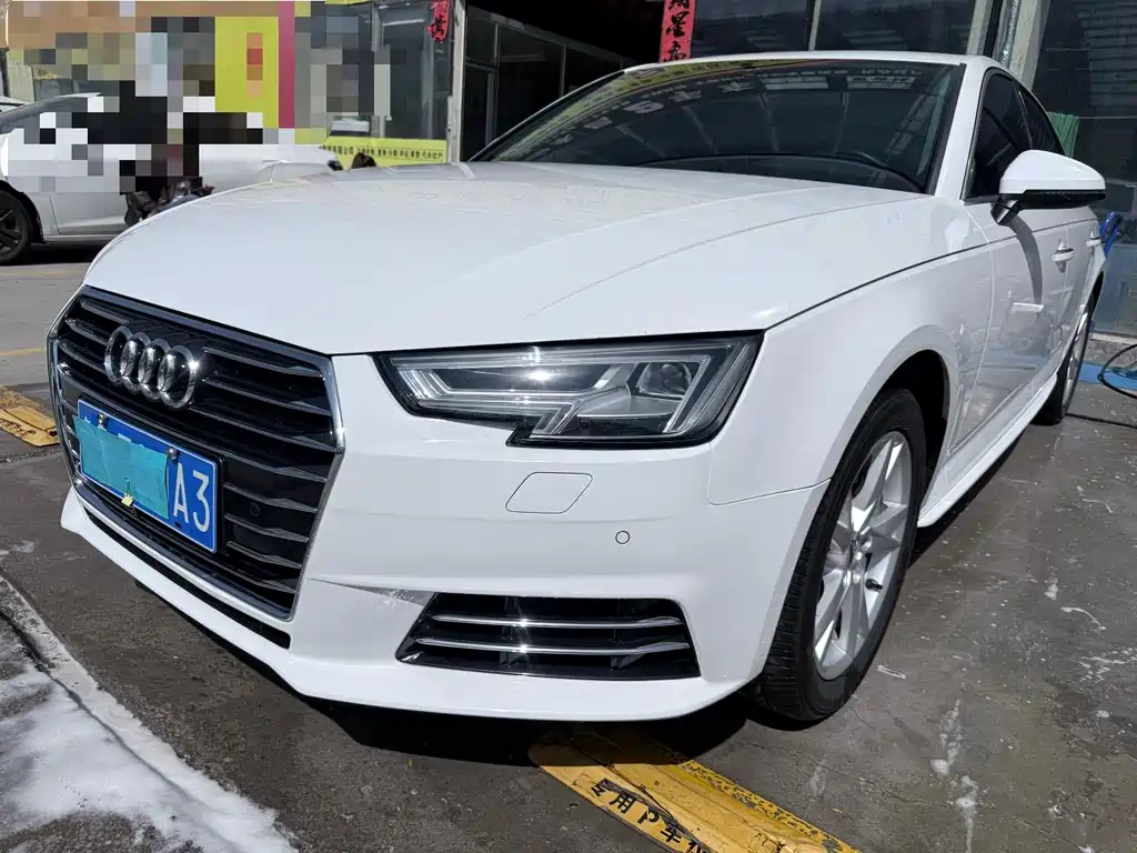 Audi A4L 2018