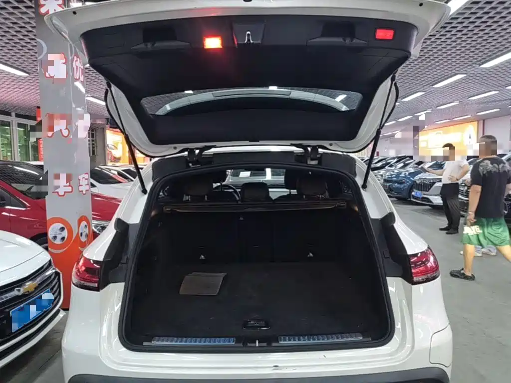 Mercedes-Benz EQC — миниатюра 19