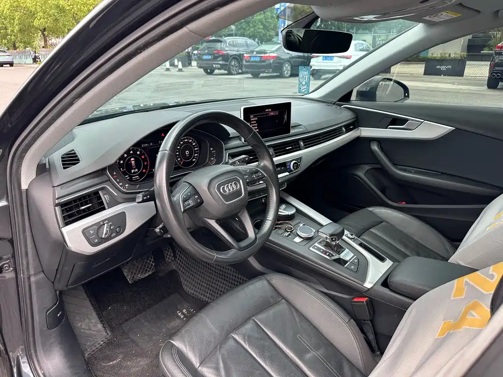 Audi A4 (Import) — миниатюра 12