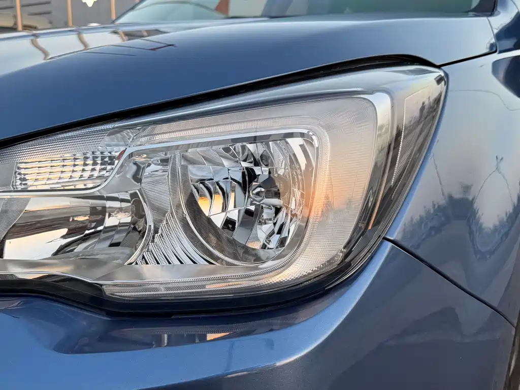 Subaru Forester 2.0i Luxury Navigation Edition, фото 6