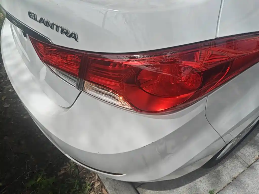 Hyundai Elantra Langdong — миниатюра 8
